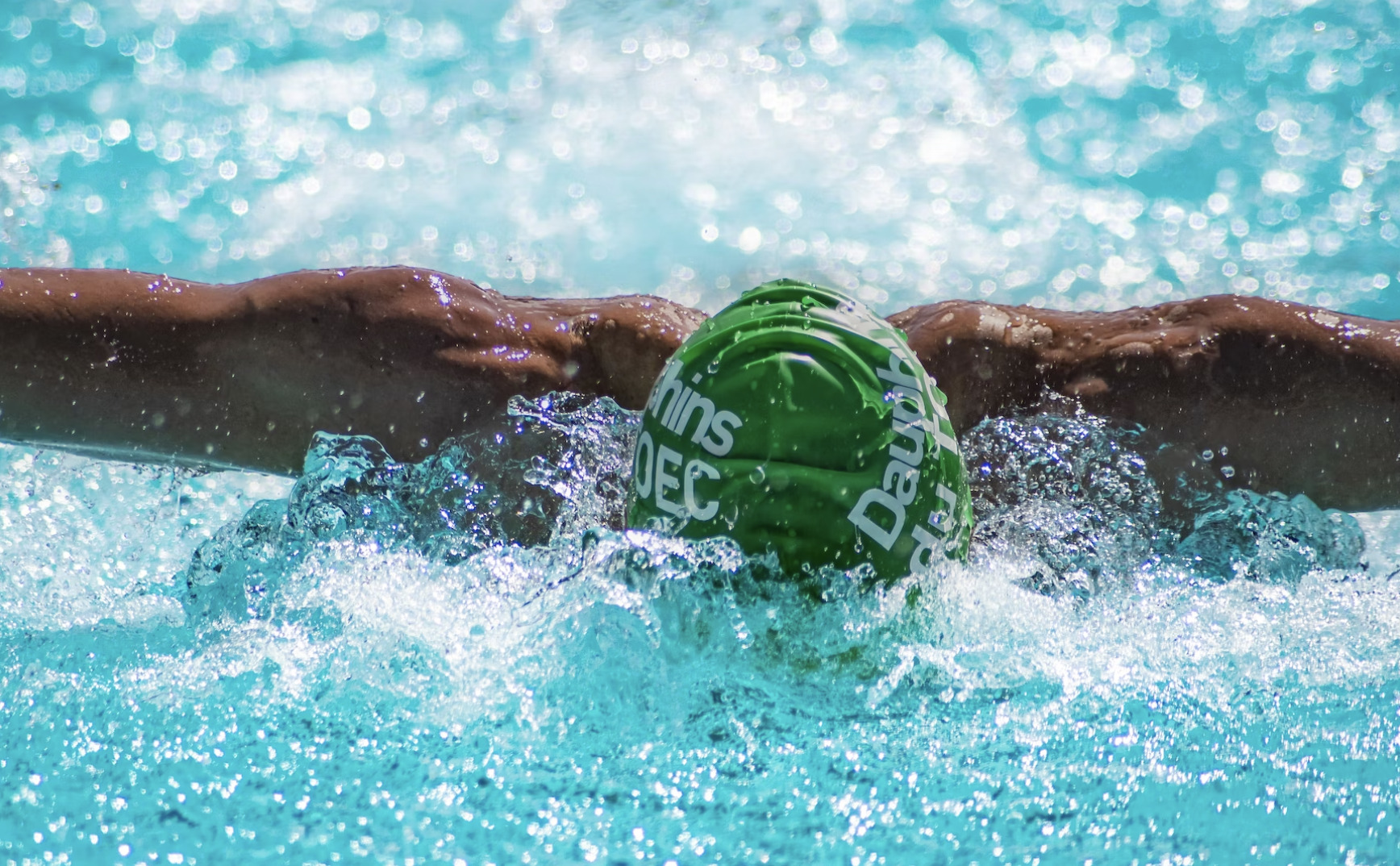 女子高生　水泳 水泳トレーニング 水泳練習 スイミング トレーニングチューブ 競技力を向上 ひっくりかえり 中学生 女子高生 レディース