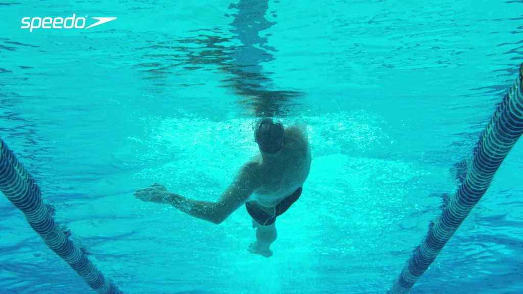 ロクテの背泳ぎのボディポジション