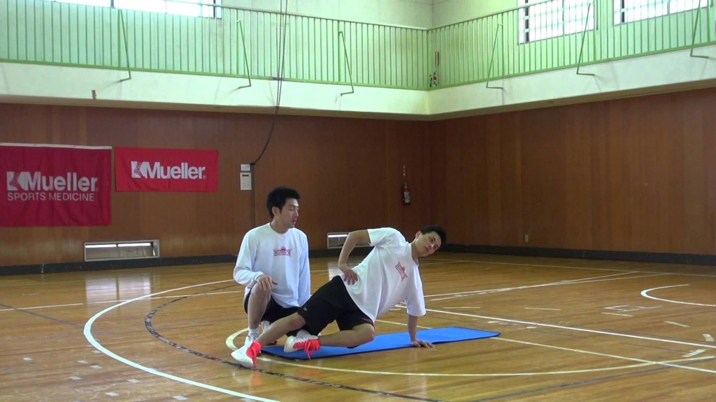 腹斜筋と内転筋を鍛えるスタビライゼーショントレーニング