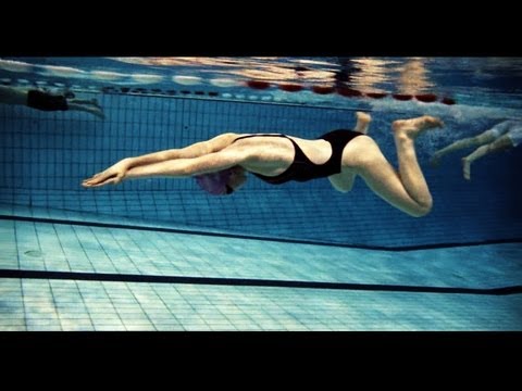 平泳ぎで効率の良い泳ぎを見つける為のドリルワーク